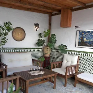 La Casa De Pintores, Junto Al Centro De , Granada España